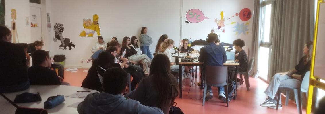Emission intercollège en anglais