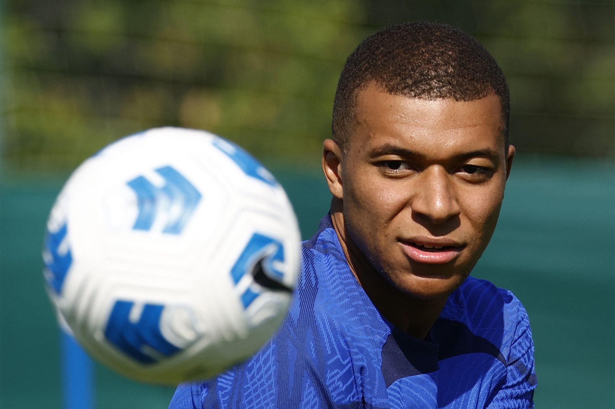 kylian-6494b55db167f144447425.jpg